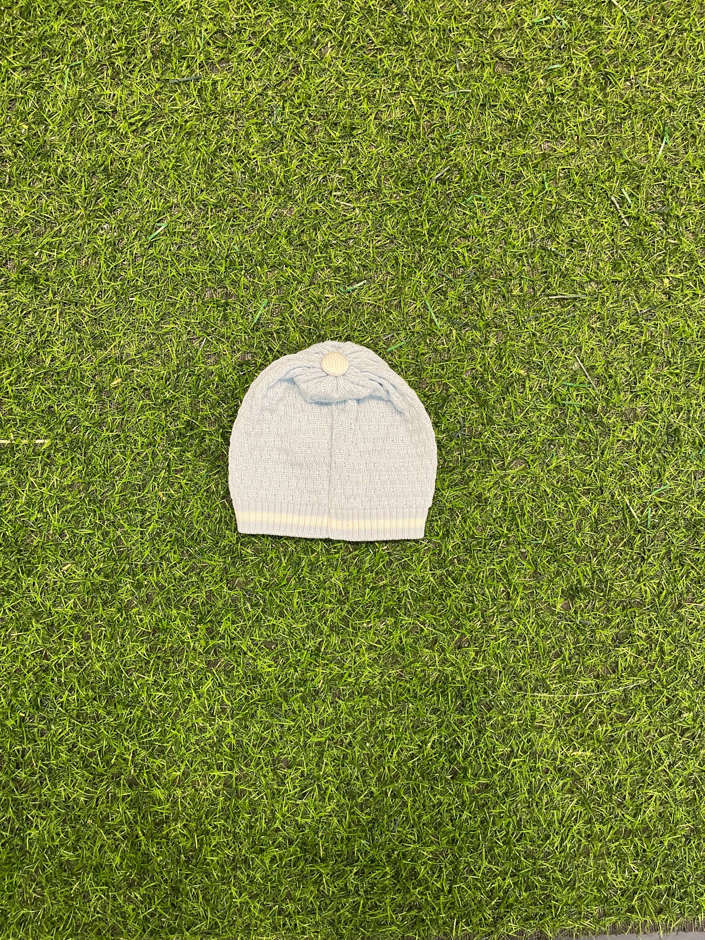 MARLU’ - cappellino in filo di cotone cielo/vaniglia corredino p/e - BOY