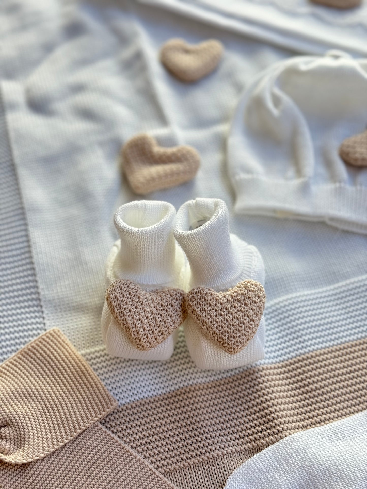 MARLU’ - scarpine in filo di cotone bianco/sabbia corredino p/e