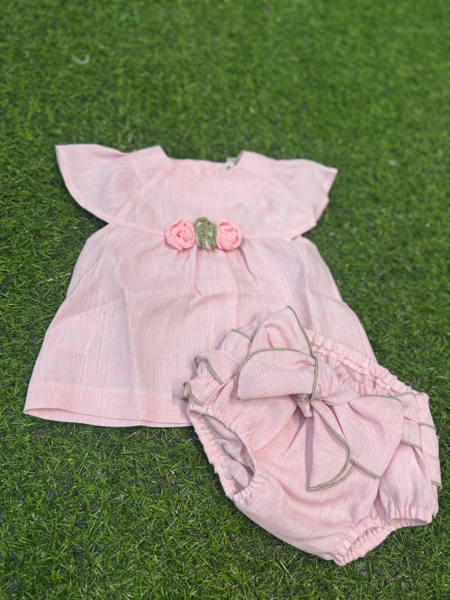 MARLU’ - completino in lino vaniglia/pesco/verde oliva corredino p/e