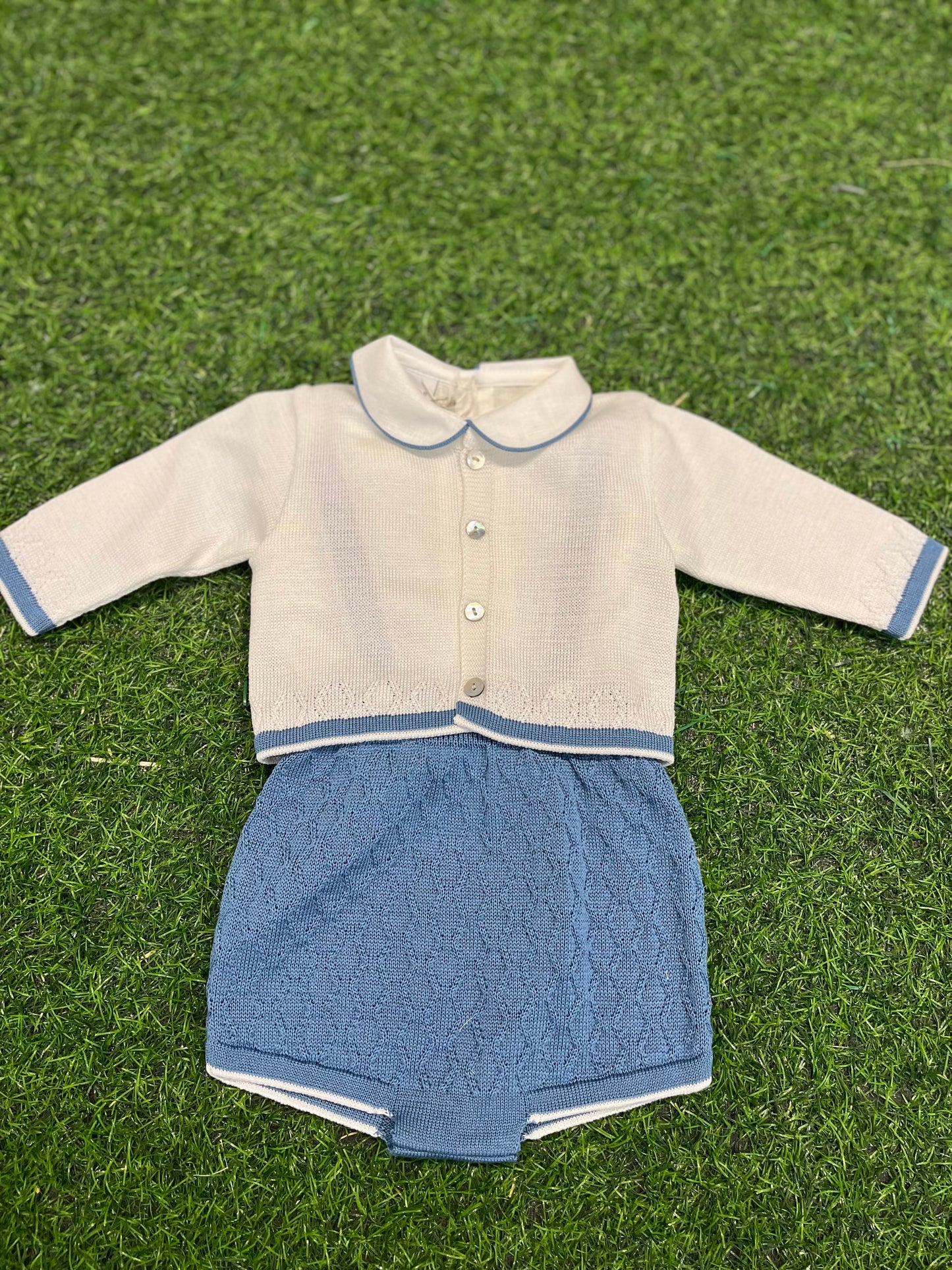 MARLU’ - salopette 3pz in filo di cotone e lino vaniglia/oceano corredino p/e