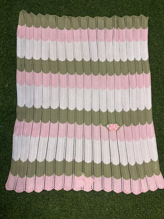 MARLU’ - coperta in filo di cotone vaniglia/pesco/verde oliva corredino p/e